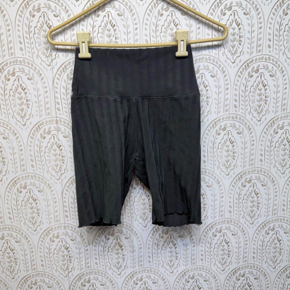 OFFLINE by Aerie‎ OG Bike Short Women S Bkack Ribbed High Rise Lettuce Edge